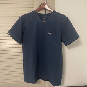 Figs Scrub Top in Dark Harbor Size Small